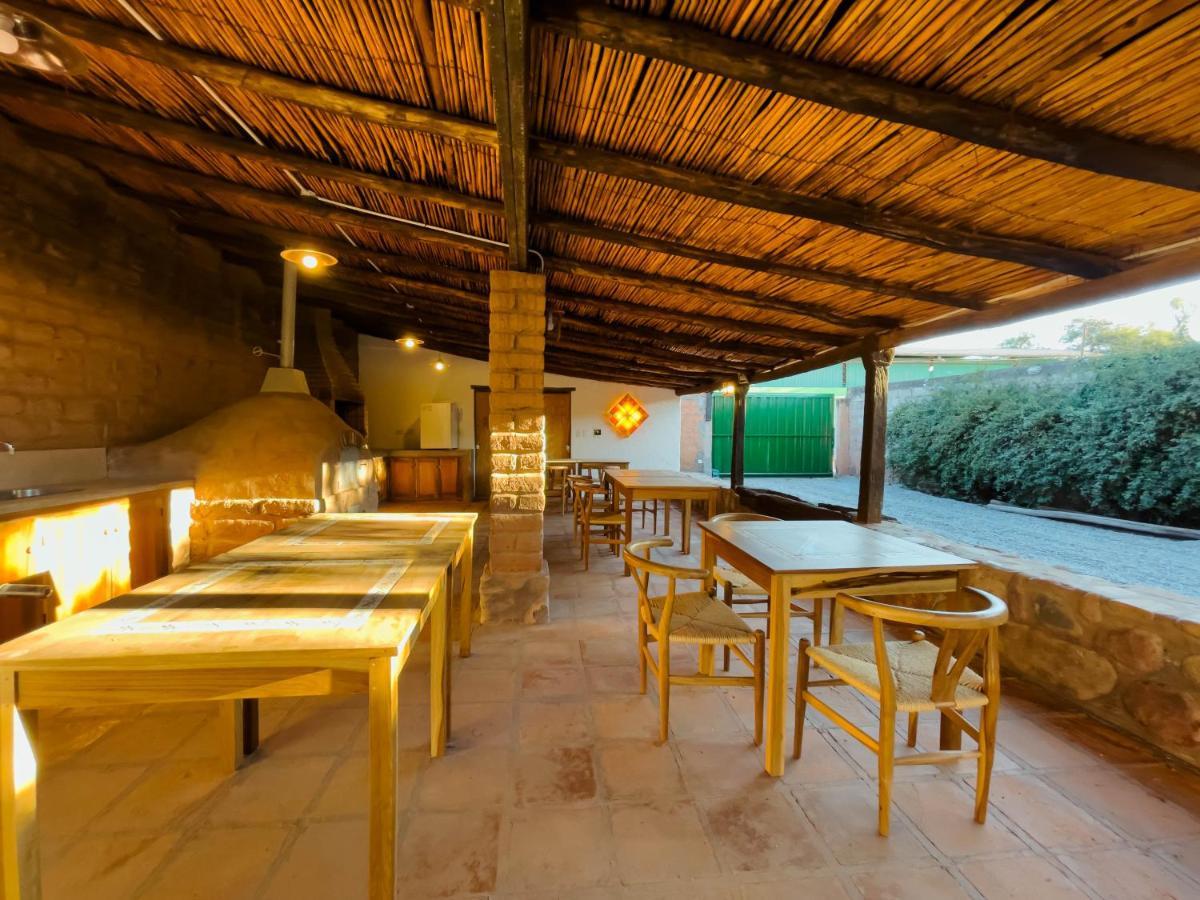 Hotel La Casona De Moldes à Coronel Moldes Extérieur photo