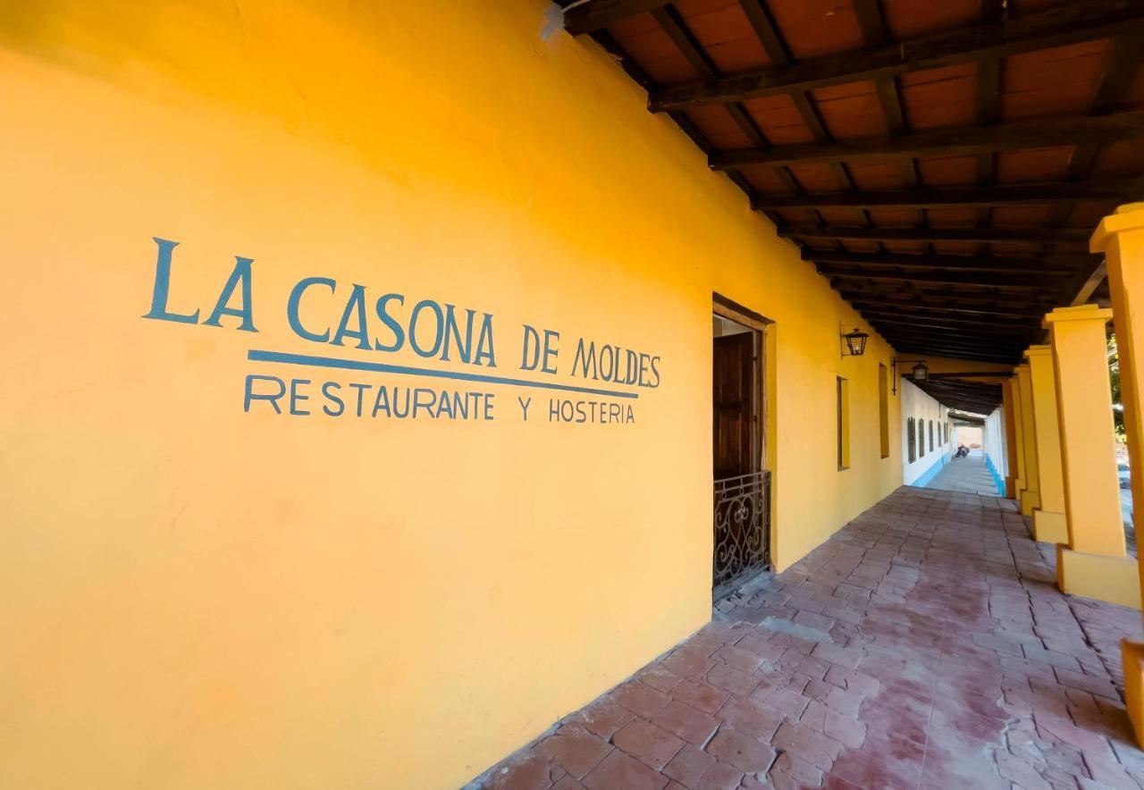 Hotel La Casona De Moldes à Coronel Moldes Extérieur photo