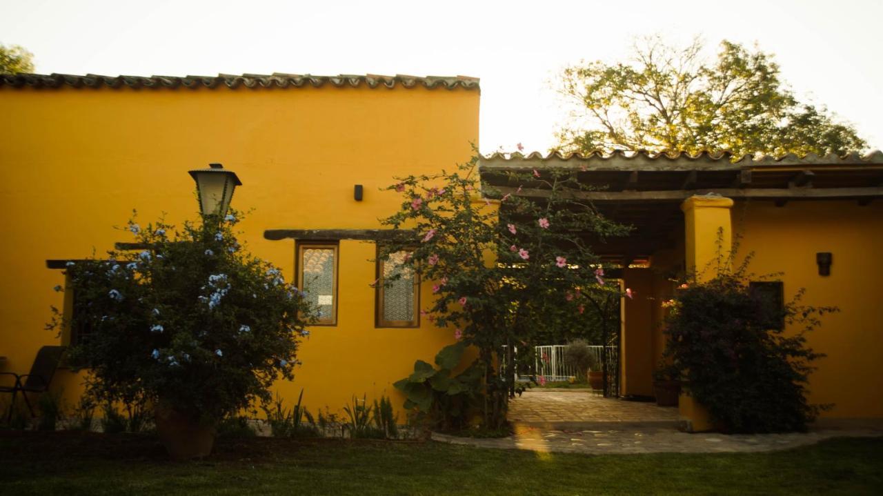 Hotel La Casona De Moldes à Coronel Moldes Extérieur photo