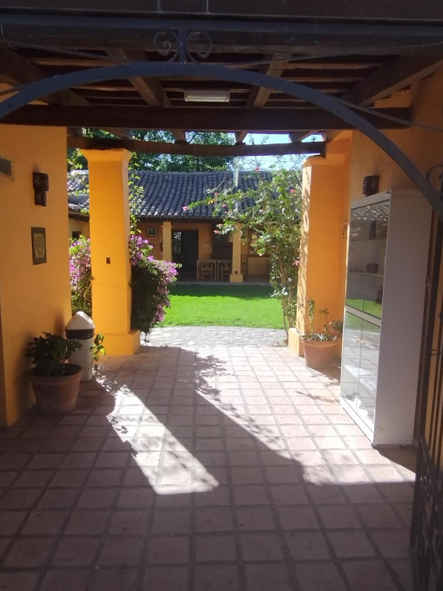 Hotel La Casona De Moldes à Coronel Moldes Extérieur photo